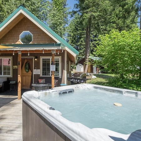 ליבנוורת' Lil Bigfoot Chalet By Nw Comfy Cabins מראה חיצוני תמונה