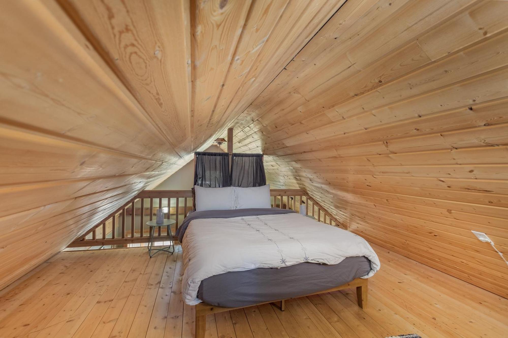 ליבנוורת' Lil Bigfoot Chalet By Nw Comfy Cabins מראה חיצוני תמונה